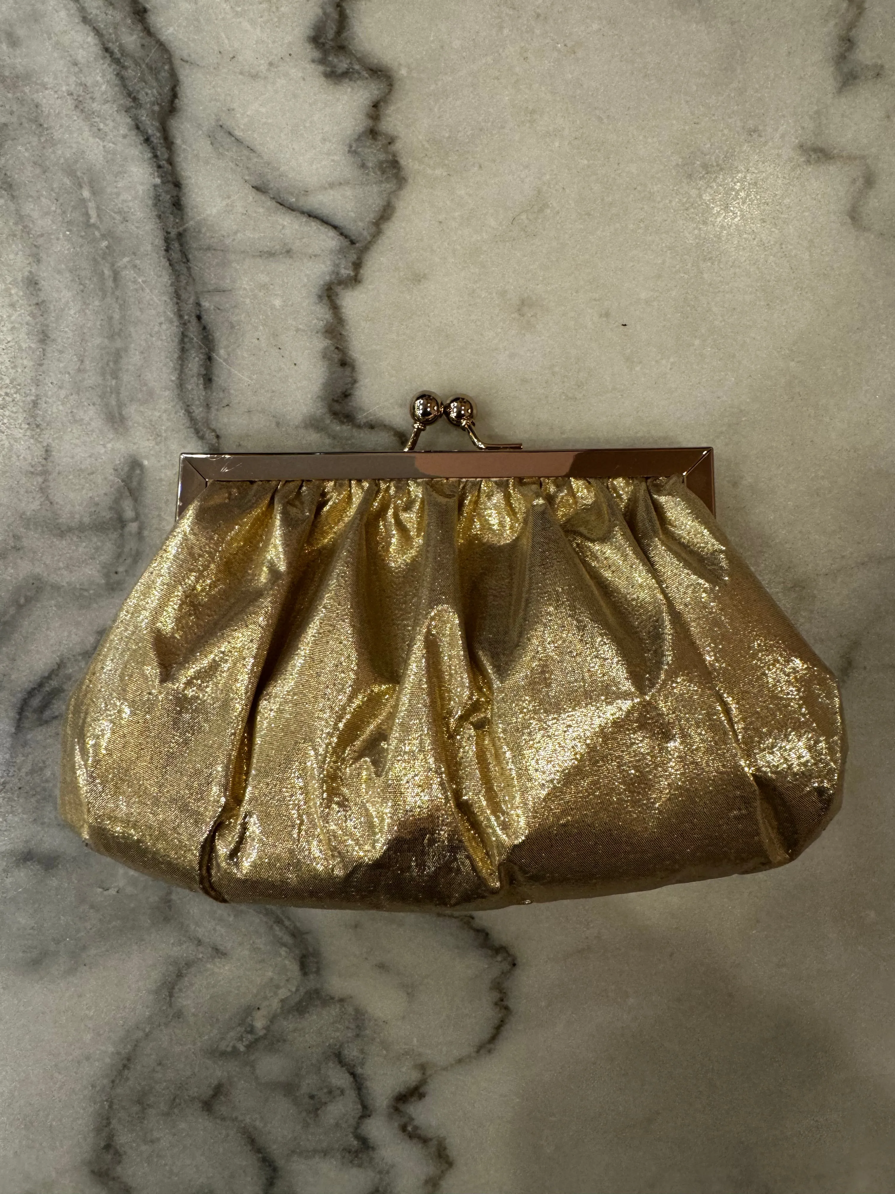 2405 Gold Clutch