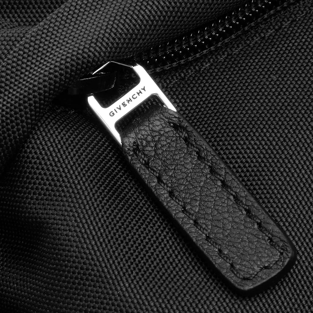 Essential U Backpack - Black