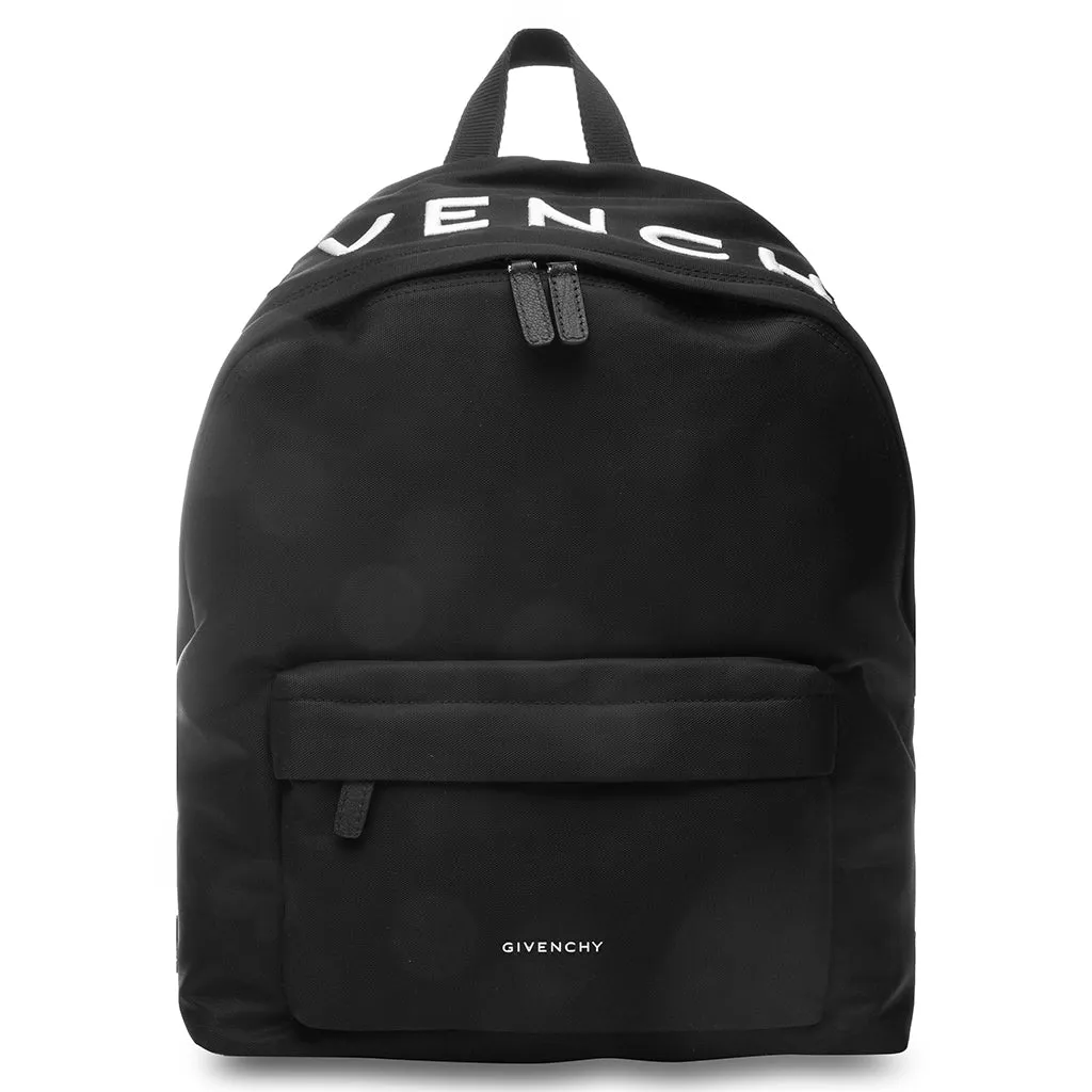 Essential U Backpack - Black