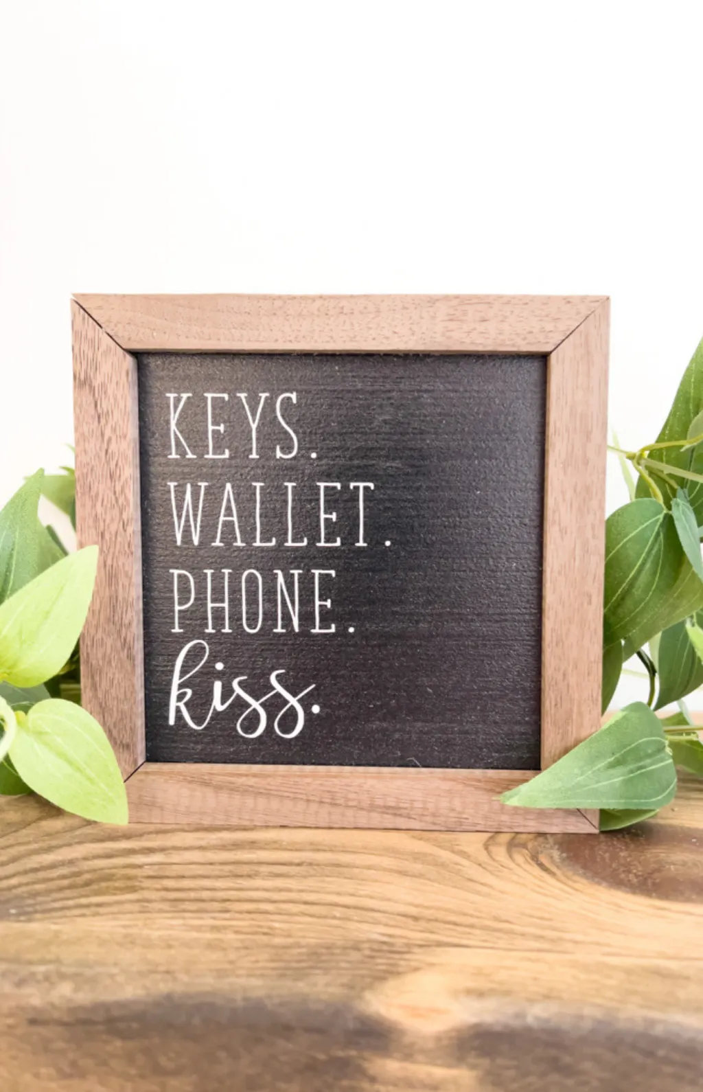 Keys Wallet Phone Kiss Sign