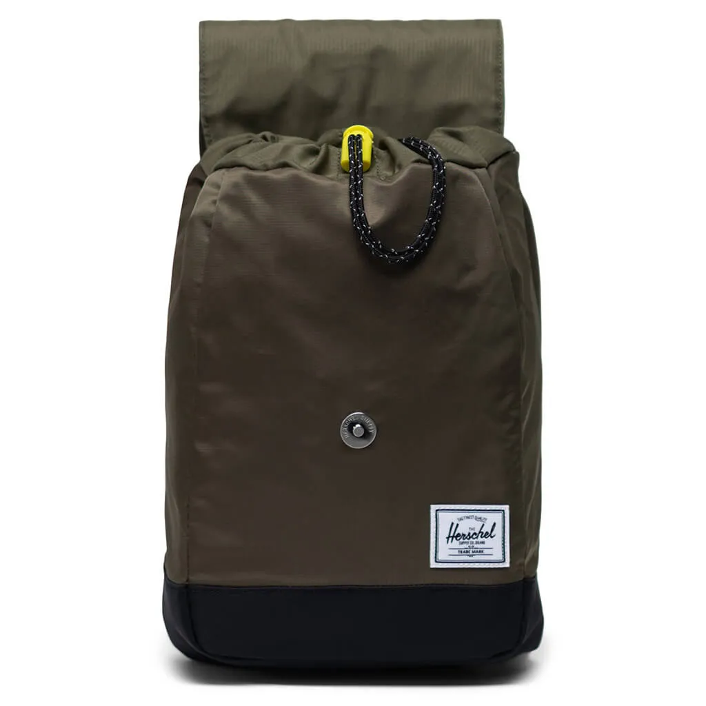 Retreat Sling Bag - Ivy Green/Black/Pelican