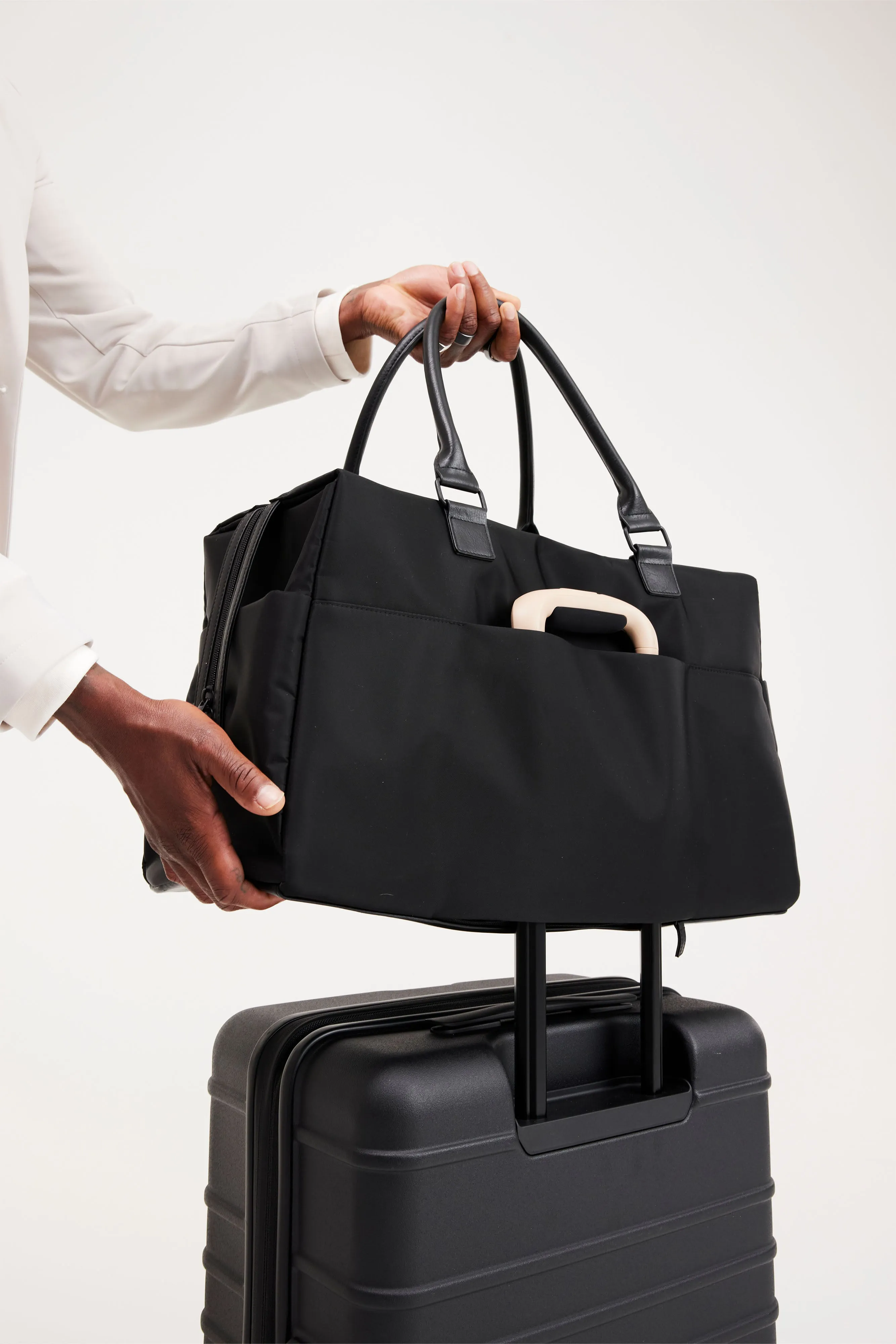 The Commuter Duffle in Black