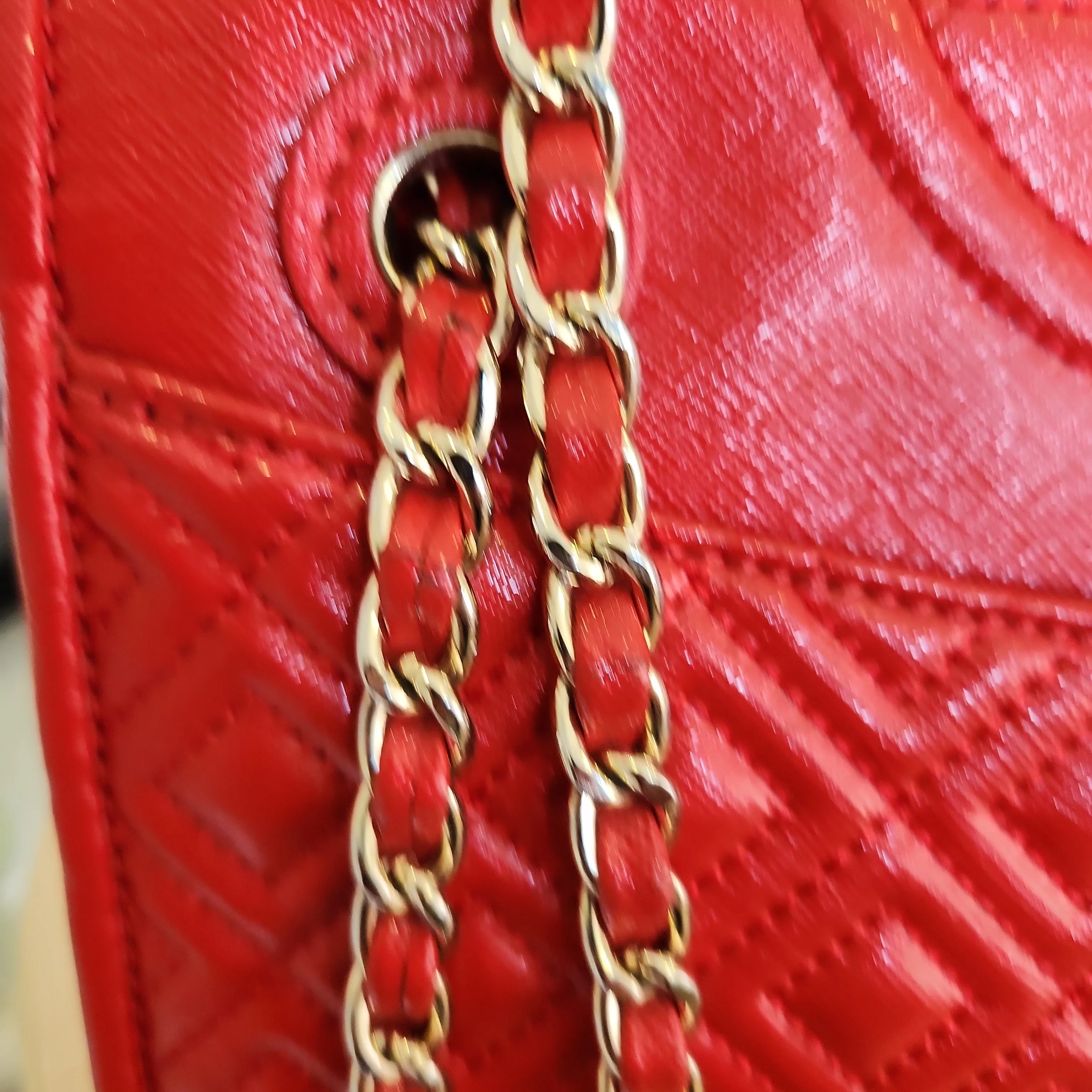 Tory Burch Red Patent Leather Fleming Shoulder Bag | Pre Loved |